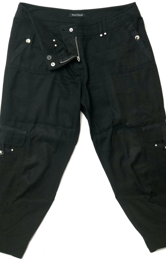 White House Black Market Black crop pants